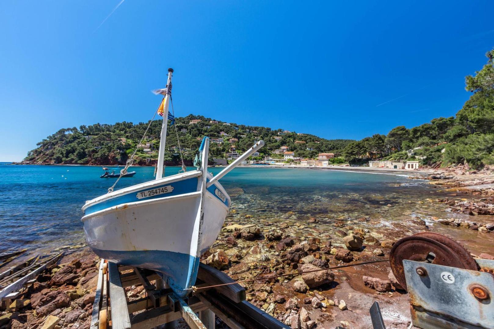 Les Bois Flottes . Plage De La Verne La Seyne-sur-Mer Buitenkant foto